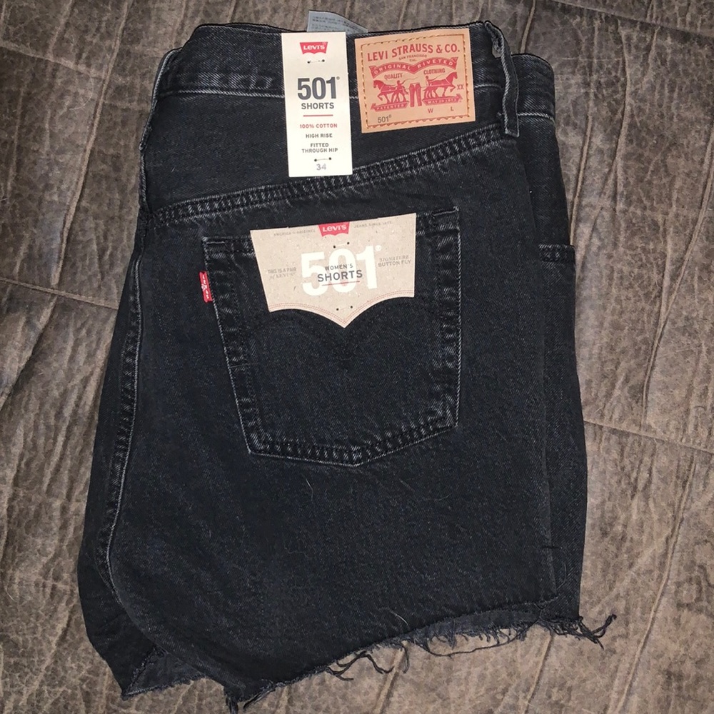Levi’s shorts